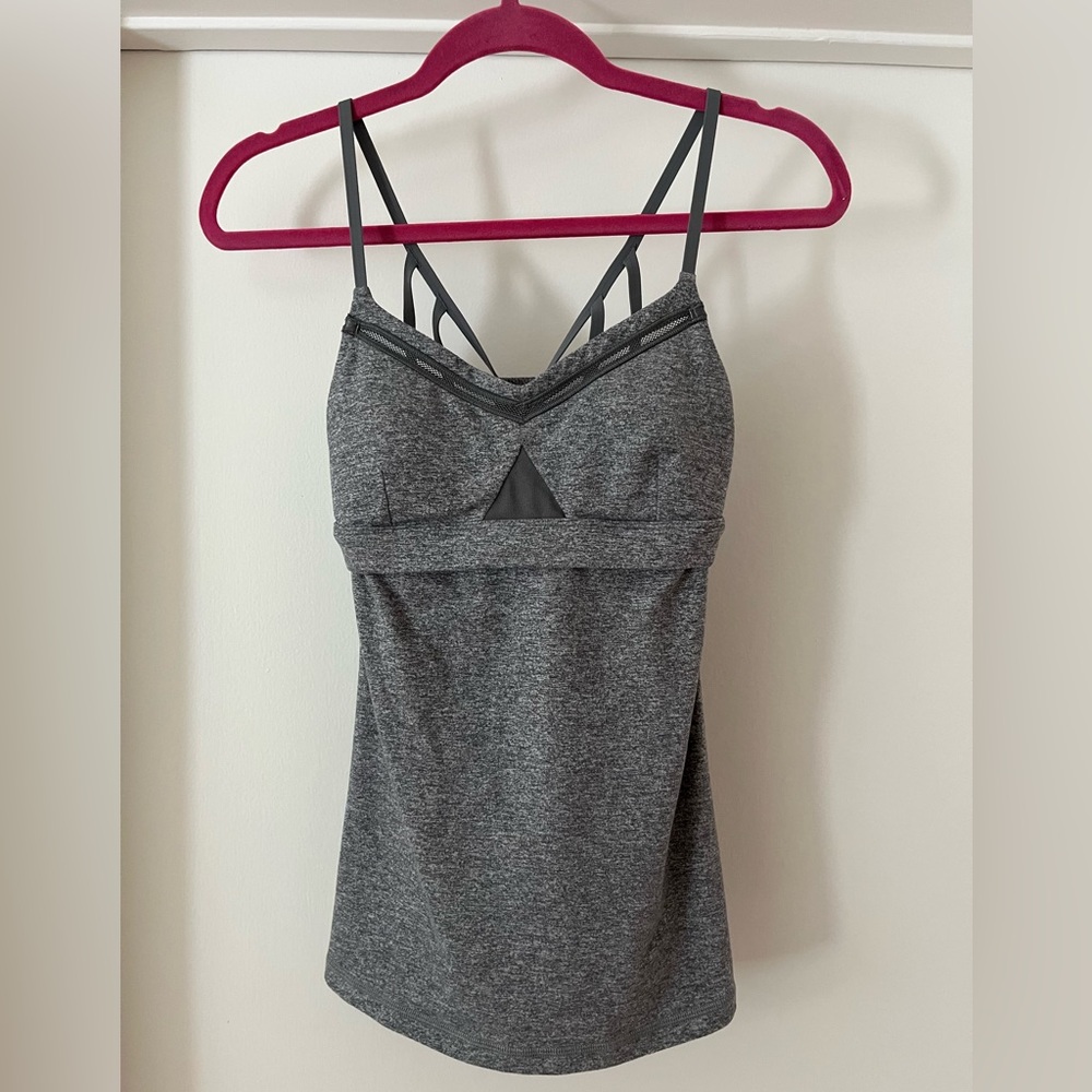 Lululemon tank